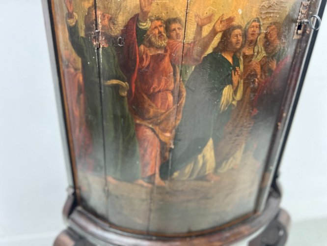 Meuble d'angle en demi lune a décor d'une scène biblique XIX siècle
