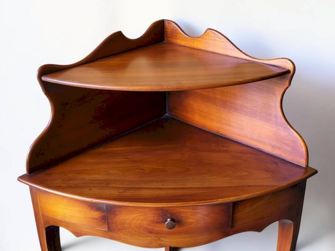 Meuble dangle / Encoignure en bois