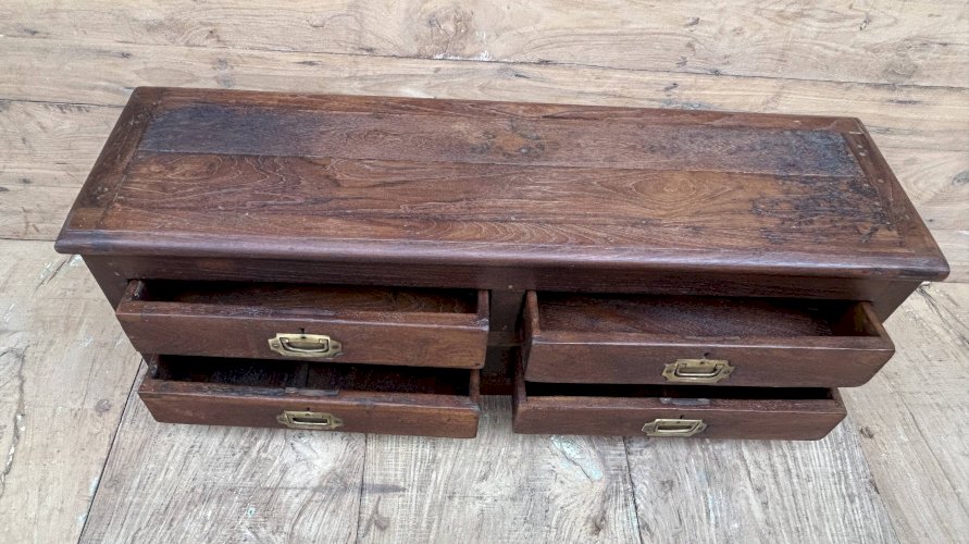 Meuble de métier en teck birman