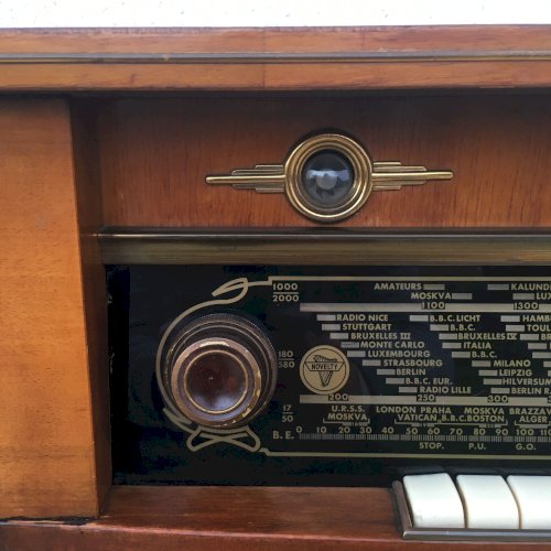 Meuble hi-fi de marque Colorado