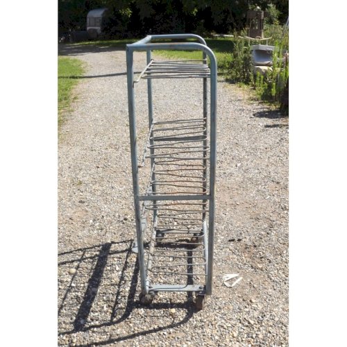 Meuble industriel fer 4 étagéres