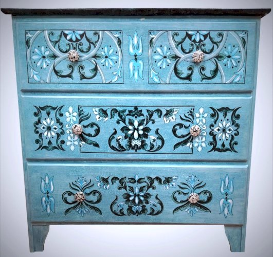 MEUBLE PEINT Commode vintage décorée à la main
