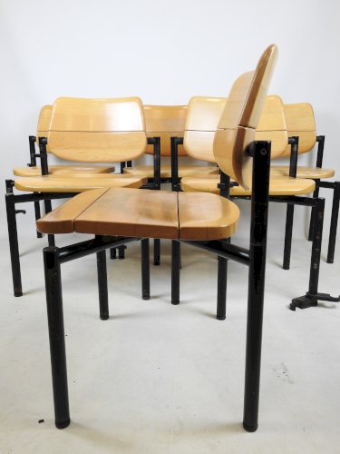 Meuble scandinave, Chaises bois signées Martin Stoll, vendues par 6, années 70.