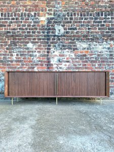 Meuble TV Liamca AMPM, enfilade noyer et cuir