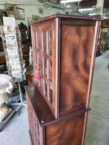 MEUBLE VERRIER EN BOIS ET VITRES 6 PORTES