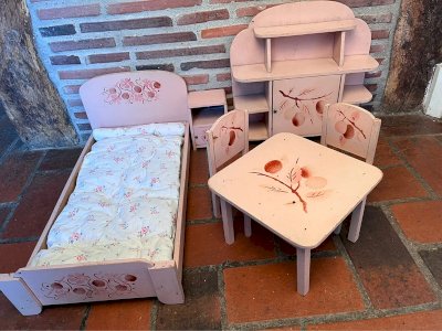 Meubles de poupées années 40/50