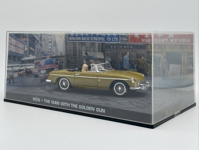 MGB L'Homme Au Pistolet D'Or James Bond 1/43