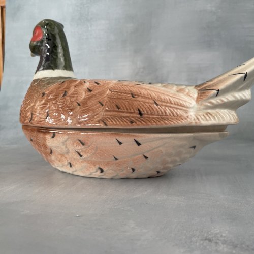 MICHEL CAUGANT : moyenne terrine boite faisan faïence barbotine Haut.~15cm