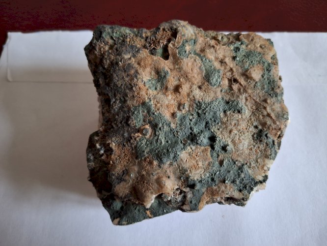 Minéraux Améthyste bloc 494 grammes 10 cm