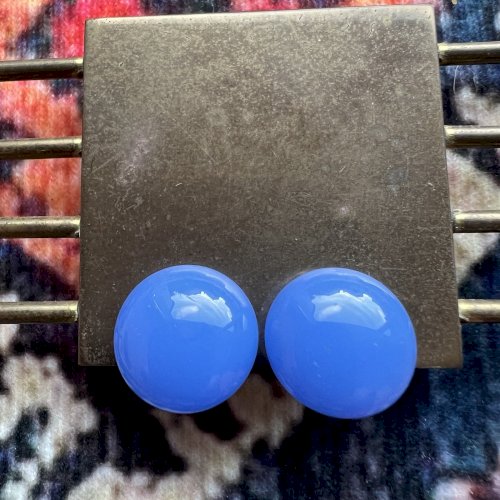 Mini Boucle d’oreille clip pâte de verre lavande vers 1920 Vintage, Ancien