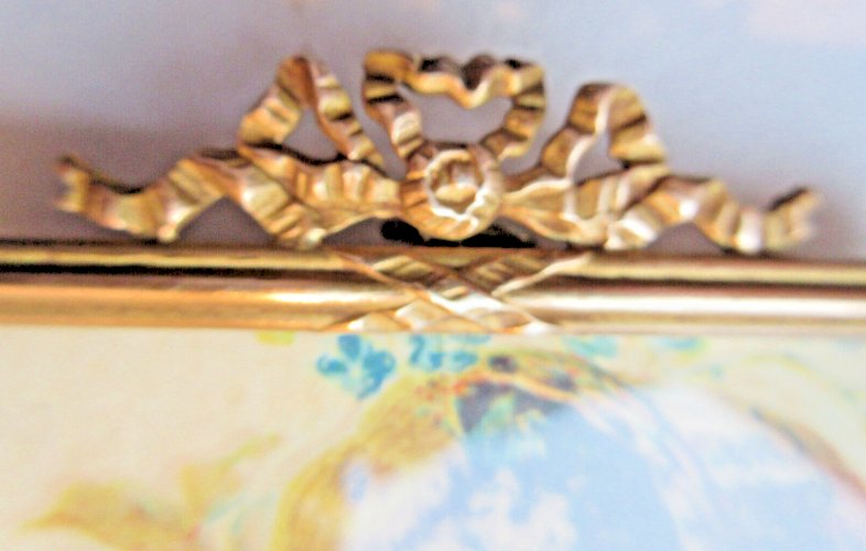 Mini cadre horizontal en laiton, fronton en forme de noeud Louis XVI