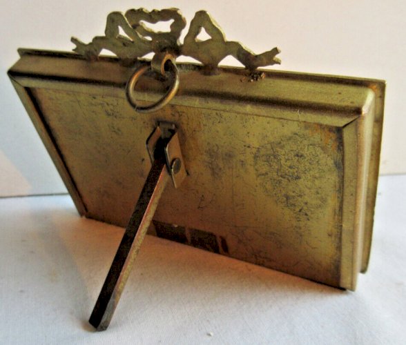 Mini cadre horizontal en laiton, fronton en forme de noeud Louis XVI
