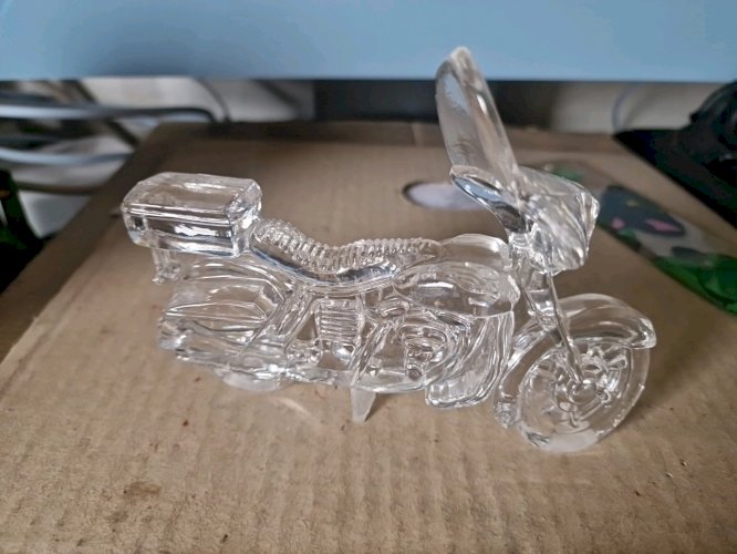 Miniature Harley Davidson en verre ou cristal