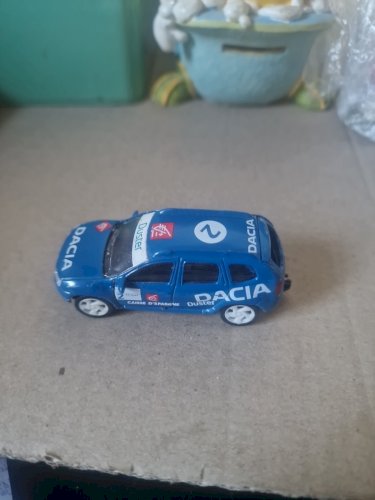 Miniature Norev Dacia Duster Trophée Andros 3 inches 1/60 1  Métal TBE