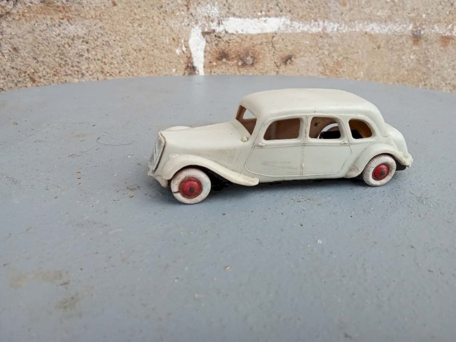 MINIATURE NOREV  TRACTION