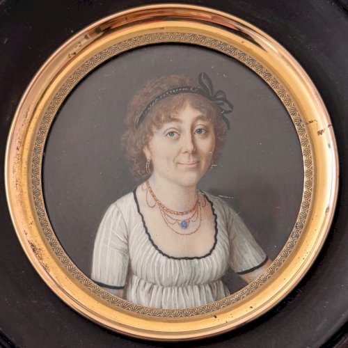 Miniature portrait de femme en buste début XIXe M3753