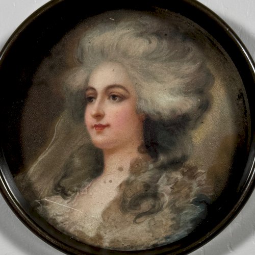 Miniature sur papier fin XIXe vers 1880 femme portant perruque A5862