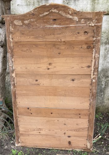 Miroir 98 x 160 - trumeau bois et stuc doré - fin XIXe - décor de coquilles et rang de perles 