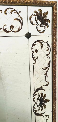 Miroir a decor en verre églomisé vers 1950 cadre en bois doré XX siècle