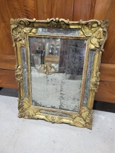 MIROIR A ENCADREMENT DORE DU XVIII ème SIECLE