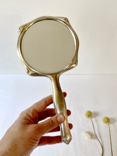 Miroir à main Art Déco en métal argenté et verre biseauté – Circa 1930