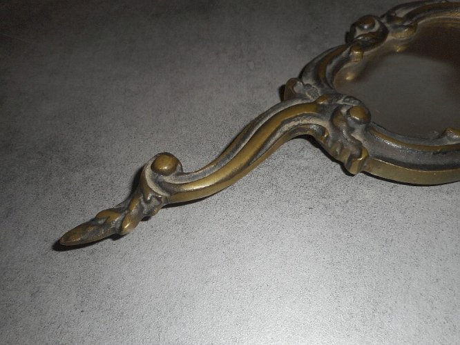 MIROIR A MAIN EN BRONZE