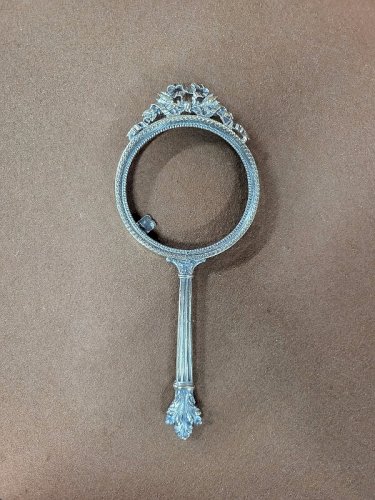 MIROIR A MAIN EN METAL ARGENTE