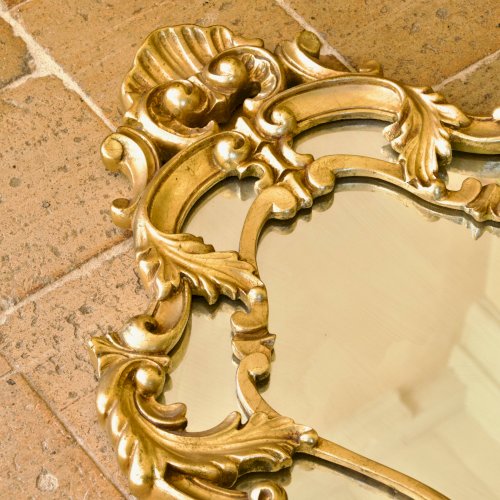 Miroir à parcloses baroque ancien doré à la feuille dor