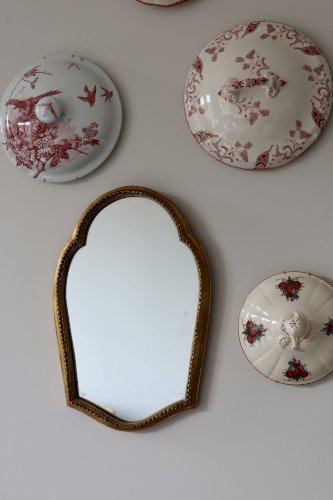 Miroir baroque ancien doré en bois – Glace piquée – Bois sculpté
