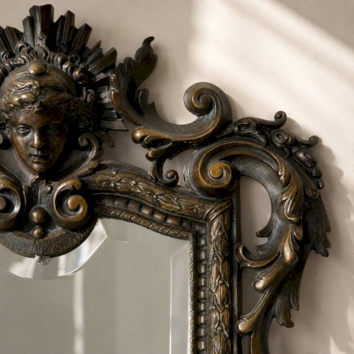 Miroir biseauté en bronze, Second Empire XIXe siècle, style Louis XV