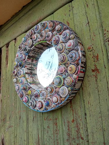 Miroir circulaire en papier roulé 