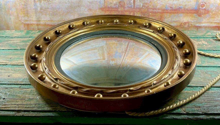 Miroir de sorcière du XIXᵉ siècle – Convexe, rare et mystérieux – Diamètre 46 cm