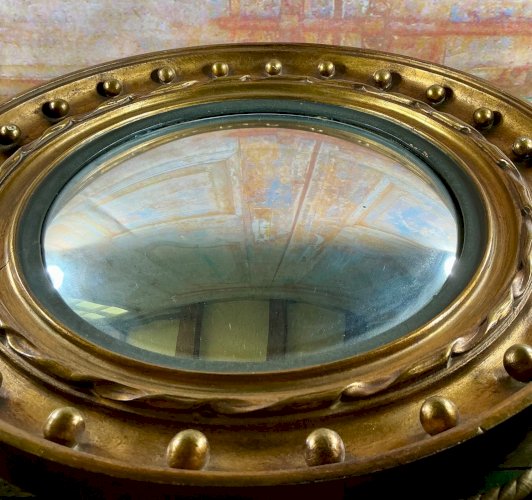 Miroir de sorcière du XIXᵉ siècle – Convexe, rare et mystérieux – Diamètre 46 cm