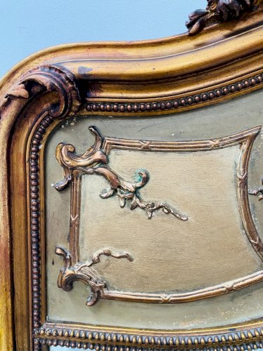 Miroir de style Louis XV en bois et stuc doré XX siècle