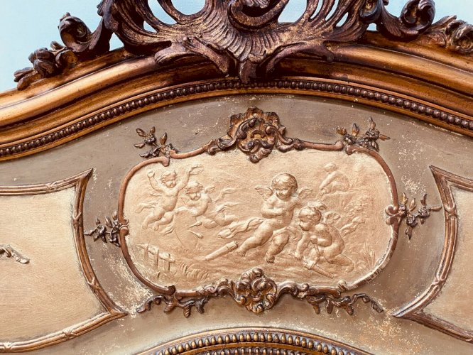 Miroir de style Louis XV en bois et stuc doré XX siècle