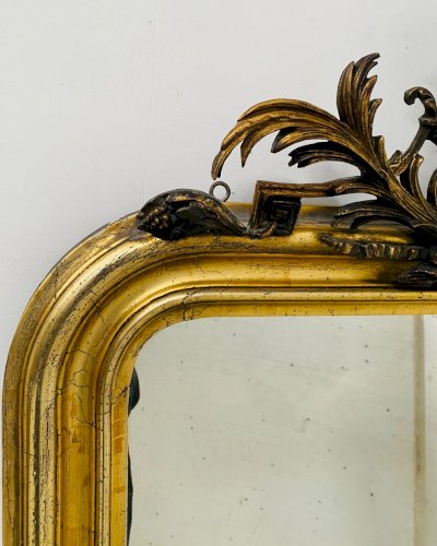 Miroir de style Louis XVI en bois et stuc doré XIX siècle