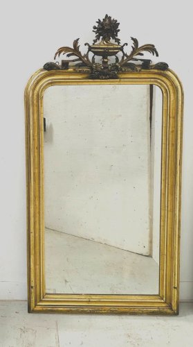 Miroir de style Louis XVI en bois et stuc doré XIX siècle