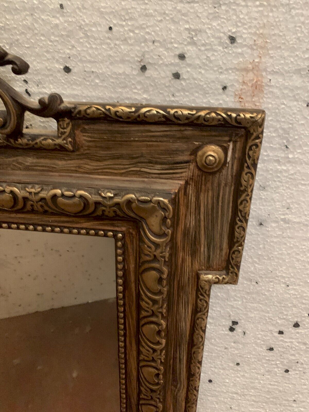 MIROIR ET CONSOLE STUC DORÉ – BOIS ET MARBRE BLANC – STYLE LOUIS XV – XXÈME