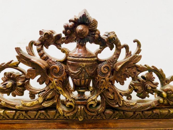 Miroir de style Napoléon III en bois et stuc patiné XX siècle