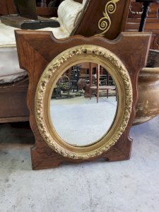 MIROIR EN BOIS ET DORE CENTRE MEDAILLON N°3
