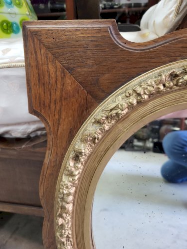 MIROIR EN BOIS ET DORE CENTRE MEDAILLON N°3