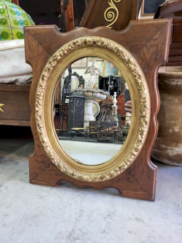 MIROIR EN BOIS ET DORE CENTRE MEDAILLON N°3