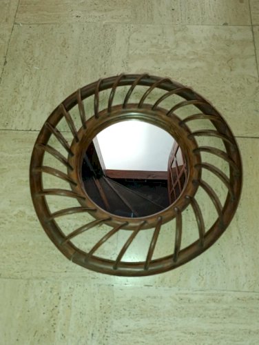 miroir en rotin année 60-70 en bon etat