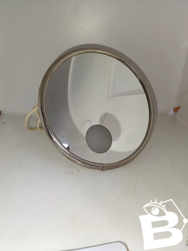 miroir grossissant lumineux vintage Arpic en bon etat