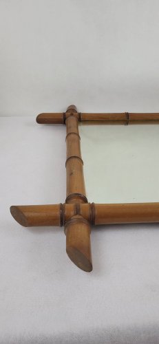 Miroir imitant le bambou