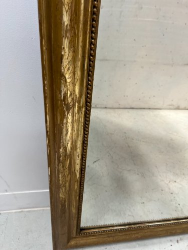 Miroir Louis Philippe en bois et stuc doré XIX siècle