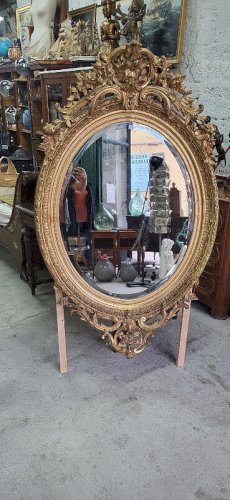 MIROIR MEDAILLON DORE DU XIX ème SIECLE