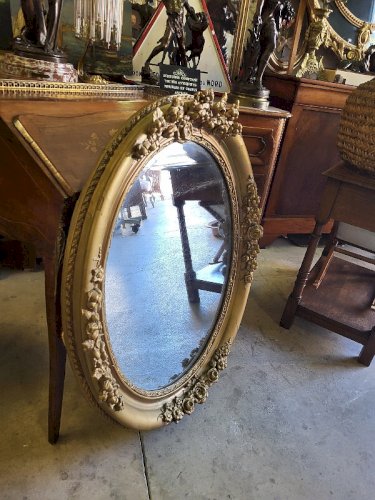 MIROIR MEDAILLON DORE OVALE N° 54