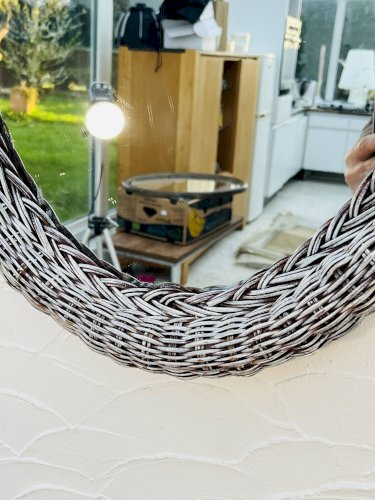 Miroir ovale vintage en osier tressé années 60