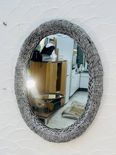 Miroir ovale vintage en osier tressé années 60